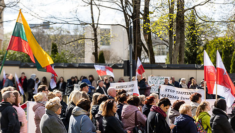 Vilniaus krašto lenkų protesto akcija lenkų mokykloms apginti