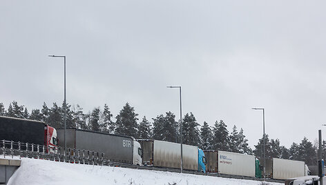 Vilkikų spūstis Kirtimų gatvėje
