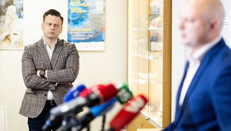 Valdas Benkunskas, Simonas Gentvilas