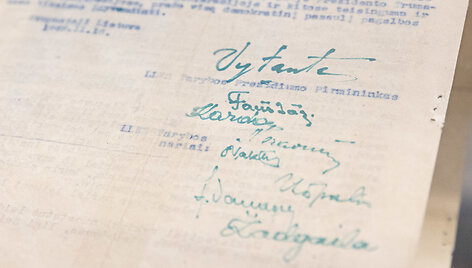 Signatarų namuose eksponuojama 1949 m. vasario 16 d. Lietuvos laisvės kovos sąjūdžio Tarybos deklaracija