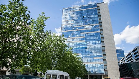 „INVL Baltic Real Estate“ už 20 mln. eurų parduoda „Vilniaus vartų“ dalį