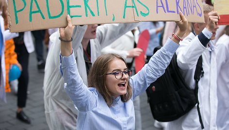 Tradicinė VU studentų, darbuotojų ir alumnų eisena