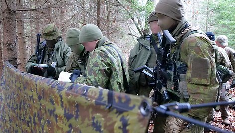 Patrulio kurso, kuriame dalyvavo Lietuvos, Danijos ir JAV kariai, akimirkos