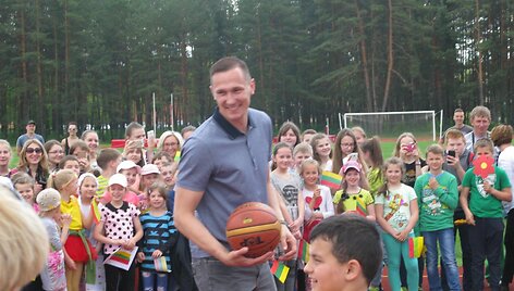 Paulius Jankūnas prisideda prie fondo &bdquo;Sporto viltys&ldquo; veiklų