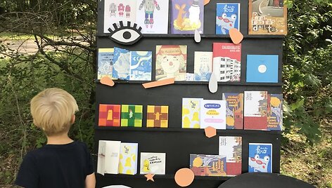 Anyk&scaron;čiuose praūžė literatūrinis festivalis visai &scaron;eimai &bdquo;Nuotykiai tęsiasi&ldquo;