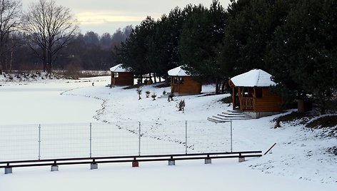 Tvora greta Ačų sklypų