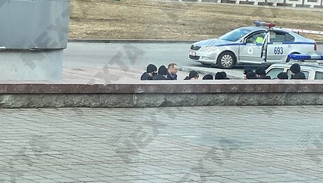 NEXTA sekėjai užfiksavo saugumo pajėgas, besiruo&scaron;iančias Laisvės dienos protestams