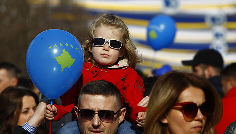 Kosovas mini nepriklausomybės paskelbimo 10-metį
