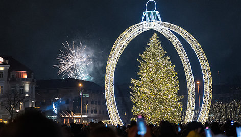 Vilnius pasitinka 2025-uosius metus