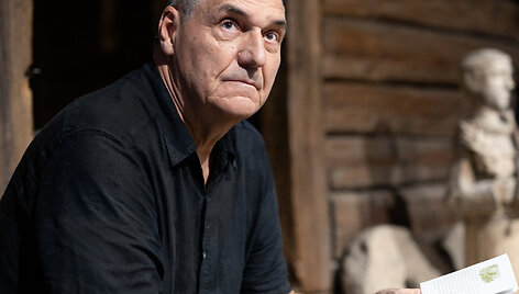 Algirdas Kau&scaron;pėdas