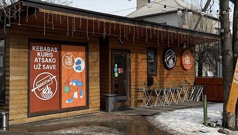 Donato Karkliaus apsilankymas kebabinėje &bdquo;Bakurai by Ta&scaron;kas&ldquo;