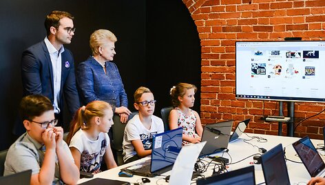 Prezidentės vizitas &bdquo;Sourcery for Kids&ldquo;