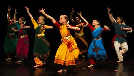 Kasmetinis indi&scaron;kų &scaron;okių mokyklų festivalis &bdquo;Mano Indija&ldquo; 
