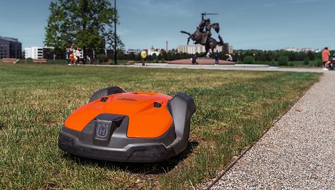 Viešųjų erdvių priežiūra vis dažniau rūpinasi robotai: kodėl?