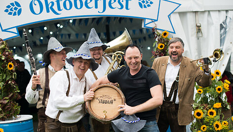 Kaune praūžė &bdquo;Volfas Engelman&ldquo; surengtas &bdquo;Oktoberfestas&ldquo;: lietuviai jau laukia &scaron;ventės 2022-aisiais
