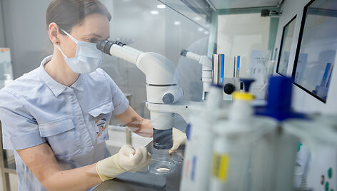 Modernios laboratorijos realybė: daugiau &scaron;ansų sėkmingai susilaukti sveiko naujagimio