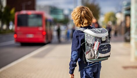 Vienas bilietas &ndash; visiems mokslo metams: Vilniaus pradinukams vie&scaron;asis transportas kainuoja vos 10 eurų