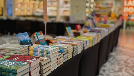 Į &bdquo;Vilnius Outlet&ldquo; sugrįžo Rudens knygų mugė: leidiniai kelia skaitymo apetitą, kainos &ndash; nuostabą