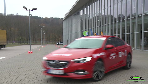 konkurso-lietuvos-metu-automobilis-2018-dalyvis-opel-insignia