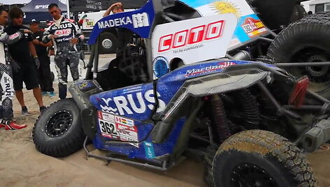 argentiniecio-leo-larraurio-motobagis-sumaitotas-po-pirmojo-dakaro-greicio-ruozo
