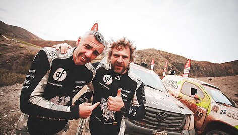 Sebastianas Rozwadowskis ir Benediktas Vanagas po fini&scaron;o 8-ame greičio ruože