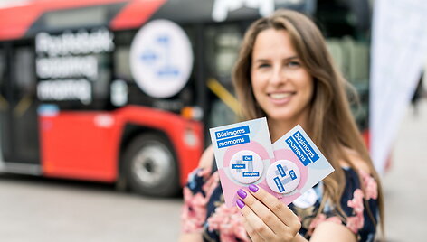 Vilniaus vie&scaron;ajame transporte ragins leisti atsisėsti būsimoms mamoms