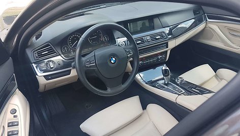 Parduodamas BMW, kurio rida užminė mįslę