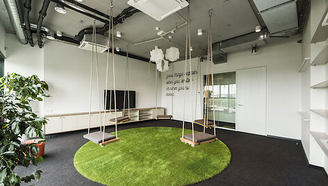 Leono Garbačausko nuotr./&bdquo;Danske Mobile&ldquo; biuras, architektų i&scaron; &bdquo;A2sm Architects&ldquo; darbas