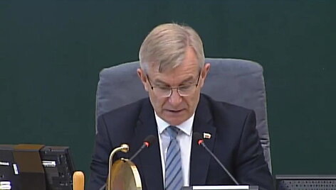 vpranckietis-nusikeikia-seimo-posedyje