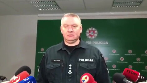 klaipedoje-policija-sulaike-rasto-negyvo-kudikio-motina-ir-jos-sugyventini-keturis-vaikus-pagimdziusi-moteris-jau-bausta-uz-atzalu-neprieziura