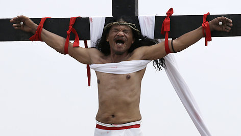 APTOPIX_Philippines_Crucifixion_Reenactment_53602.jpg-770a7