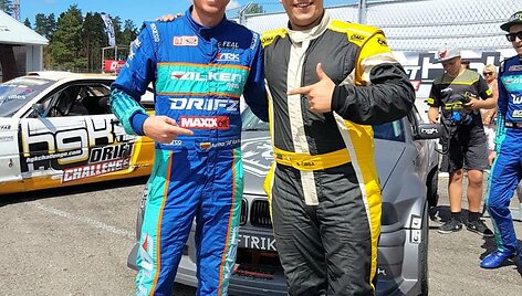 &bdquo;Drifto&ldquo; važiavimai Rygoje