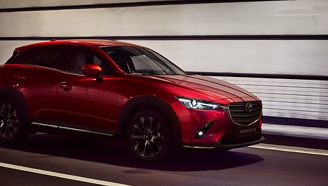 Atnaujintas „Mazda CX-3“