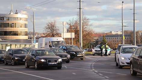 Edukologijos žiede eismo judėjimu rūpinasi policija