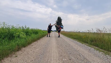 Vaidos ir Andriaus Rimi&scaron;kių žygis &bdquo;Camino Lituano&ldquo; keliu