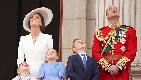 „Trooping the Colour“ paradas