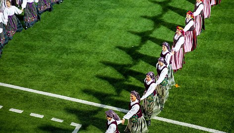 Dainų šventė 2018 - šokių diena LFF stadione