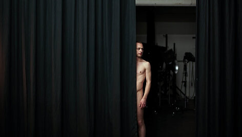 Mildos Vy&scaron;niauskaitės fotografijų projektas &bdquo;Boys&ldquo;