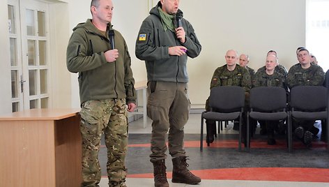 Su Ruklos įgulos dalinių kariais svečias dalinosi savo patirtimi, įžvalgomis ir išmoktomis pamokomis