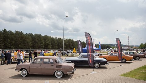 Istoriniai automobiliai. „Auto Bazar 2018“