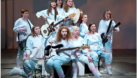 Linos Lapelytės performansas &bdquo;Hunky Bluff&ldquo;, 2014.