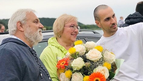 Vaidotas Valiukevičius su tėvais
