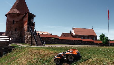 Kauno pilį puola robotai