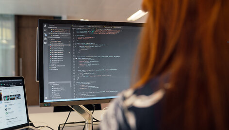 4 stereotipus paneigusios moterys: kuria technologijų ateitį Lietuvoje ir pasaulyje