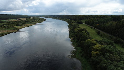 Kuriant tarptautinį vandens kelią