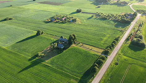 Nacionalinės žemės tarnybos vadovas: 6 dažniausi mitai apie žemės paėmimą visuomenės poreikiams