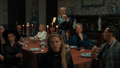 Lietuviška komedija „Šeima”: jei kas jus prajuokins, tai tikrai šis elitinių aktorių „šeimos” susibūrimas