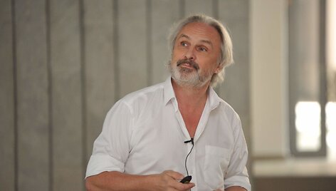 Robert van Voren by Jonas Petronis