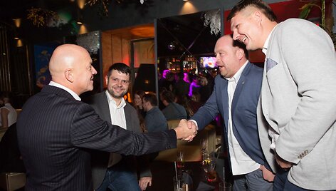 VIP premjeros &bdquo;Pasmerkti. Pajūrio džiazas&ldquo; dūzgių akimirka