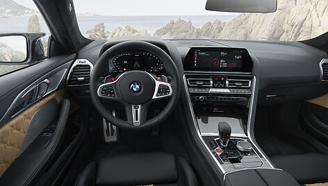 Pristatyti sporti&scaron;kiausi BMW automobiliai